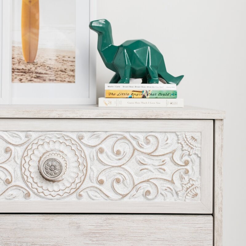 6 Drawer Double Dresser Perfect for A Restful Bedroom Retreat. Tastefully Edited Lines and Medallion Drawer Pulls Give This Attractively