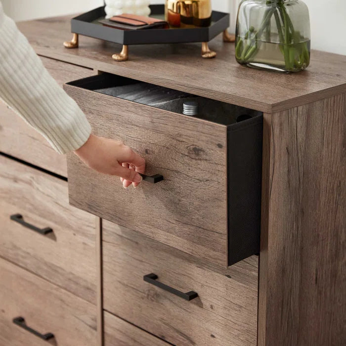6 Drawer 30.8'' W Standard Solid Wood Dresser Perfect Organize