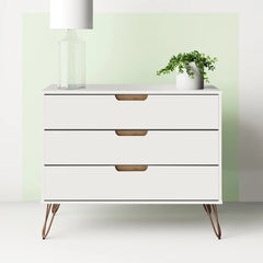 Solid Wood Chehalis 30.23'' Tall 3 - Drawer Bachelor's Chest Modern Design