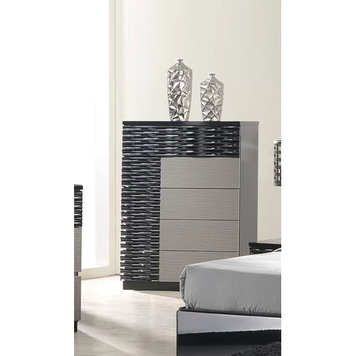 Durante 5 Drawer 30.3'' W Chest Modern Vibe Indoor Design