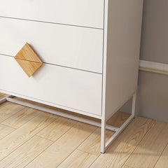 El-Yri 4 Drawer 31.49'' W Chest Outstanding Wooden Handle Stable and Durable