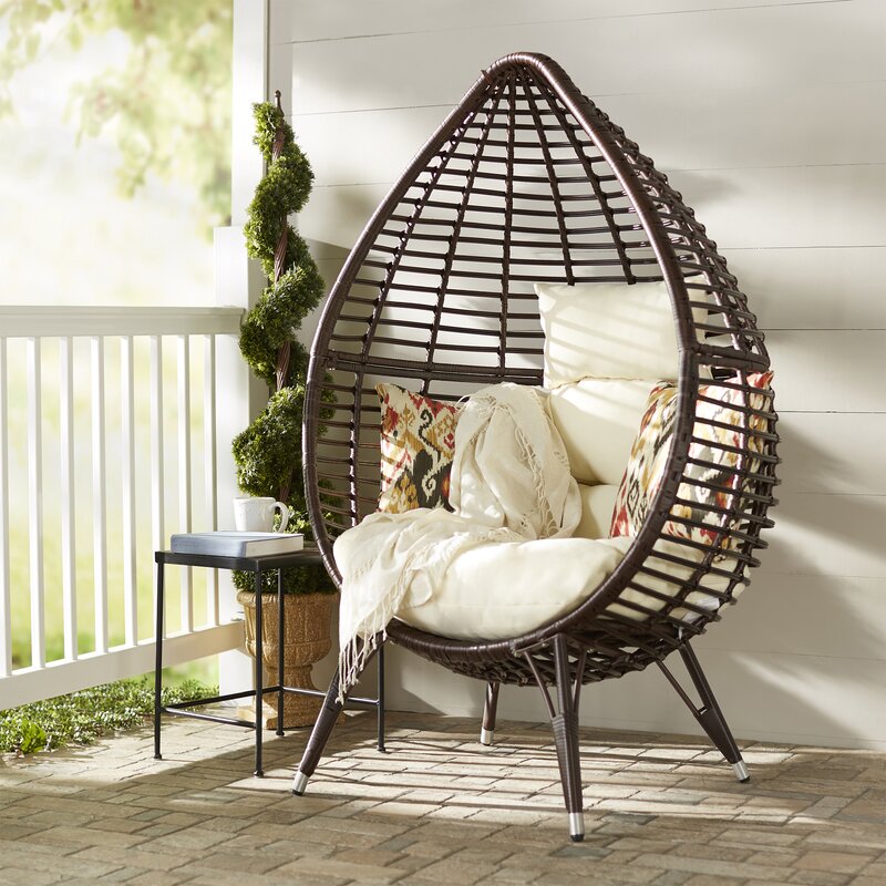 Teardrop Patio Chair with Cushions your Outdoor Seating Arrangement with this Teardrop-Shaped Patio Chair