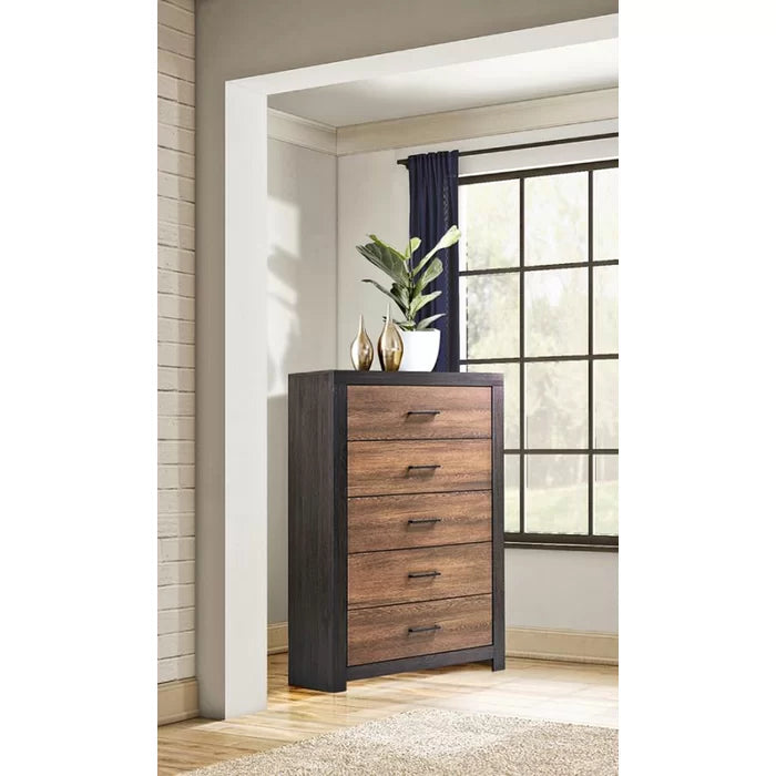 Herrald 5 Drawer 33.5'' W Solid Wood Chest Rustic Look into your Bedroom