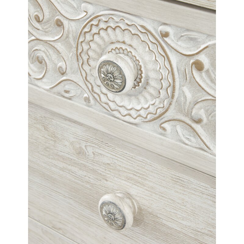 4 Drawer 26.73'' W Chest Coastal Chic or Cottage Quaint Style