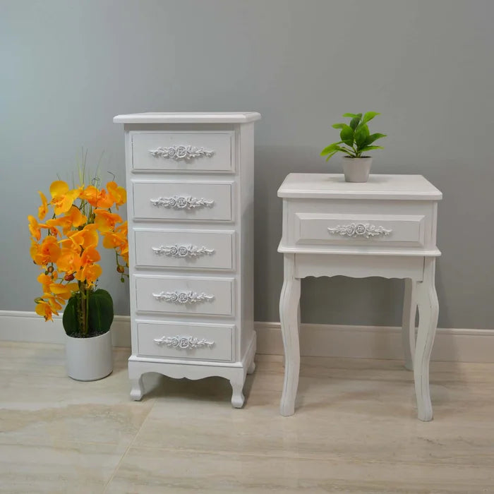 Irina 30.7'' Tall 5 Drawer Accent Chest Traditional Floral Motif adds a Touch