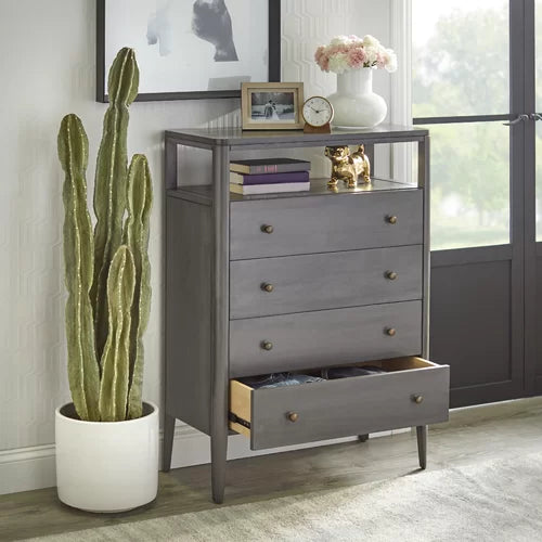 Lauria 4 Drawer 31.5'' W Chest Engineered Wood in a French Country