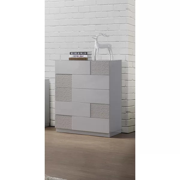 Lyset 5 Drawer 30'' W Solid Wood Chest Perfect for Living Room