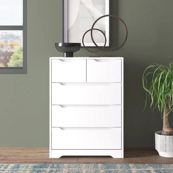 Massapequa 5 Drawer 27.2'' W Chest Modern Style Spacious Drawers Offer Plenty Space