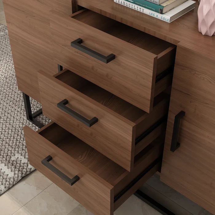Robynn 47'' Wide 3 Drawer Server add Storage Sapce to your Dining Space