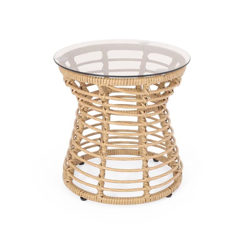 Wicker Side Table 15.50" W x 15.50" L x 15.50" H Unconventional Yet Sleek Look for your Patio Space