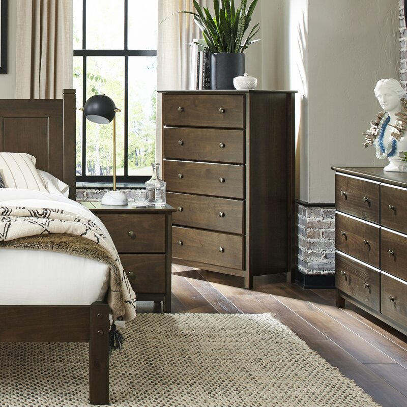 Shaker 5 Drawer 34.1'' W Solid Wood Chest Modernized Traditional Style