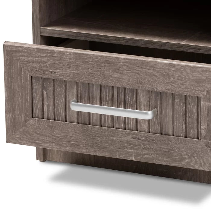 Teixeira 16.93'' Tall 1 - Drawer Nightstand in Oak Brown