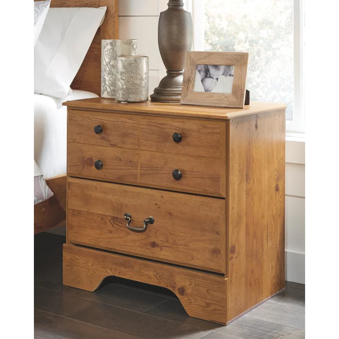 Yandell 24.47'' Tall 2 - Drawer Nightstand in Pine Perfect Organize